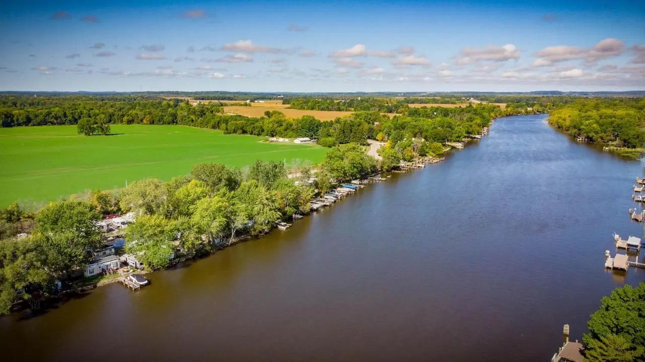 Aerial view of Gala Resort on the Wolf River